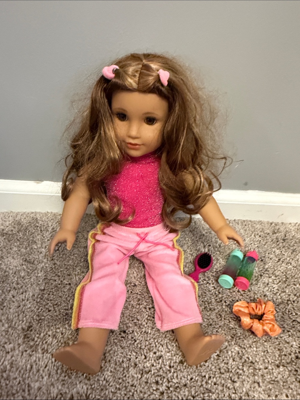 VEUC BARELY USED American girl doll LILA